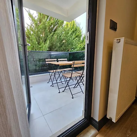 شقة New Flat With Big Living Spaces 2-5 Near By Lara *